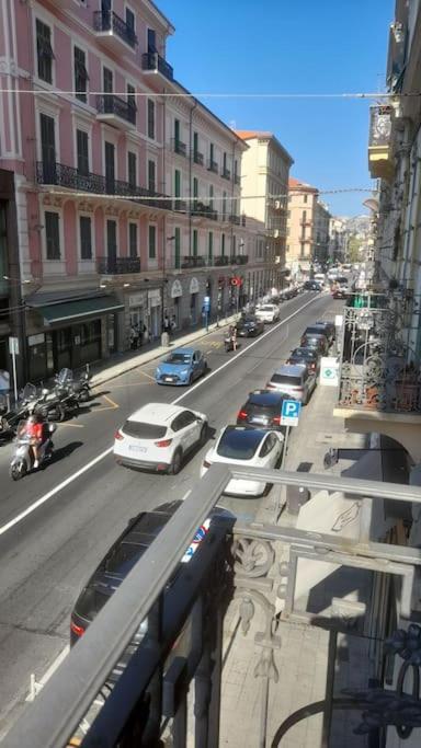 Appartamento Centralissimo Санремо Екстер'єр фото
